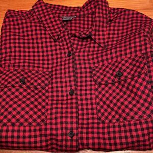 Eddie Bauer women’s plaid shirt L
